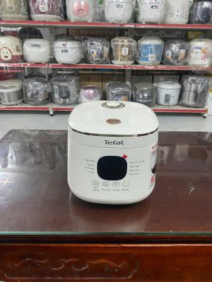 Nồi cơm điện tử Tefal 0.7 lít RK515168 - Hàng trưng bày