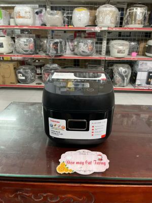 Nồi cơm cao tần Toshiba 1.5 lít RC-15IP1UVN(K) công suất 1300w, hàng chính hãng - Hàng trưng bày